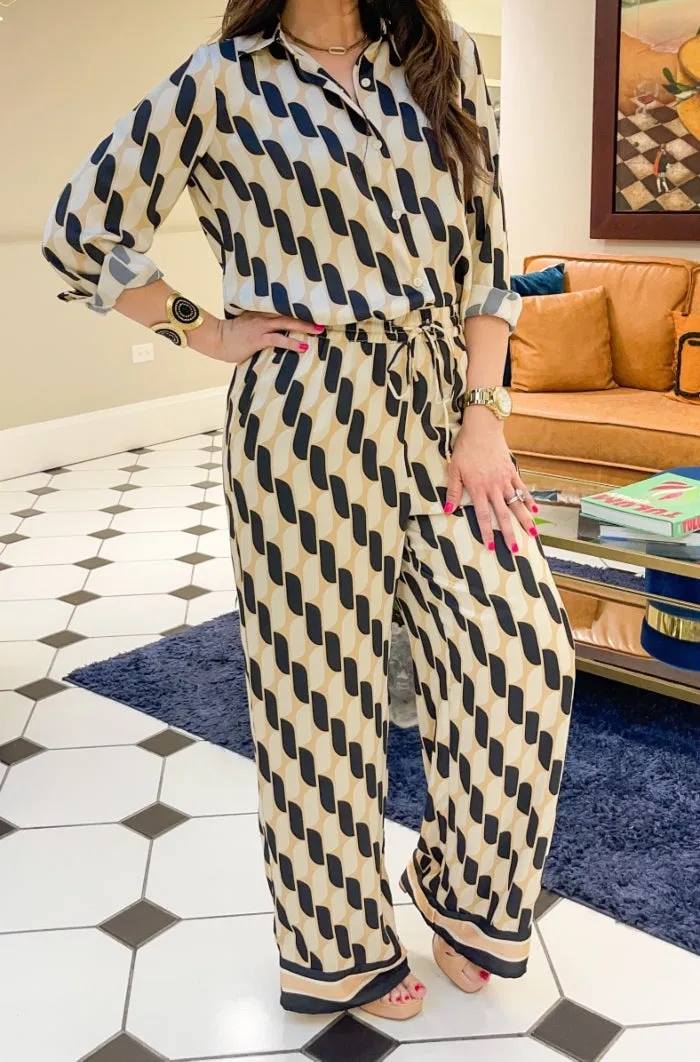 Printed Elastic Waist Pants